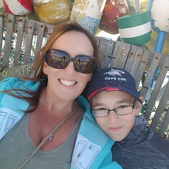 Meet your Posher, Carrie - Picture 1 of 1